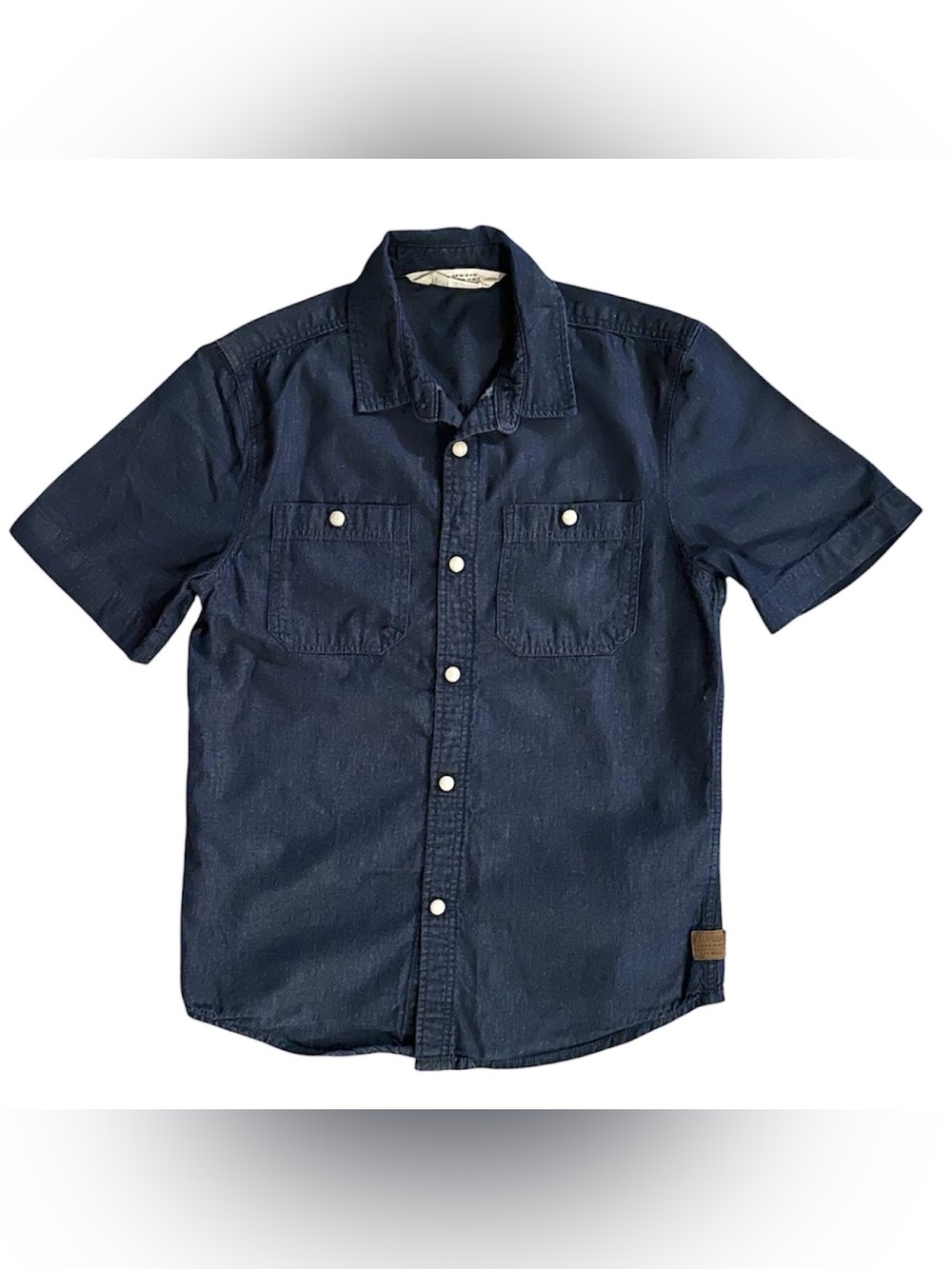 H&M Boys size 10/11 dark blue denim chambray snap button shirt sleeve shirt